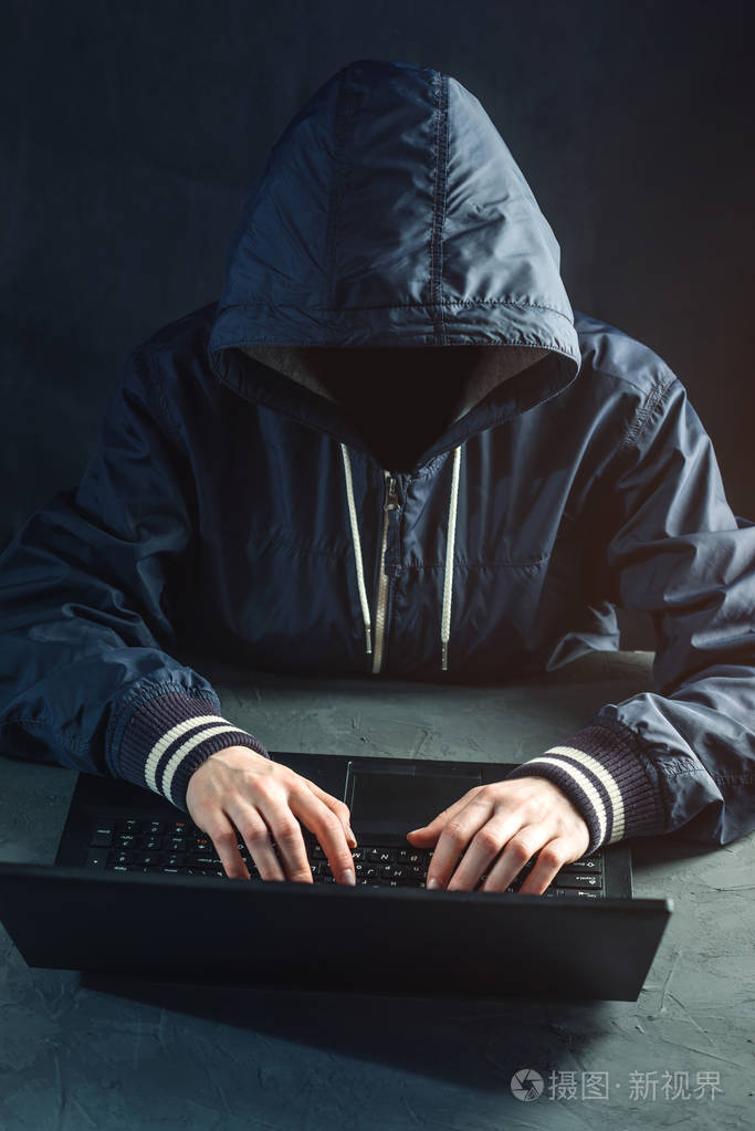 【🔍黑客真能查个人信息吗🔍】黑客查询个人信息的技术真实性分析，确有技术手段可获取部分隐私信息，但正规服务仅在合法授权范围内协助操作。